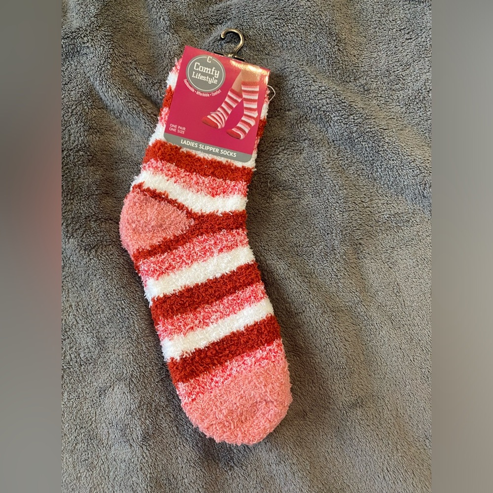 Comfy Ladies Christmas Striped Fuzzy Socks